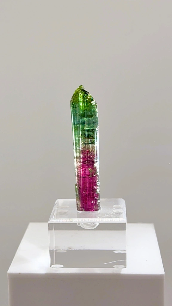 Tourmaline from Aricanga mine, São José da Safira, Minas Gerais, Brazil image