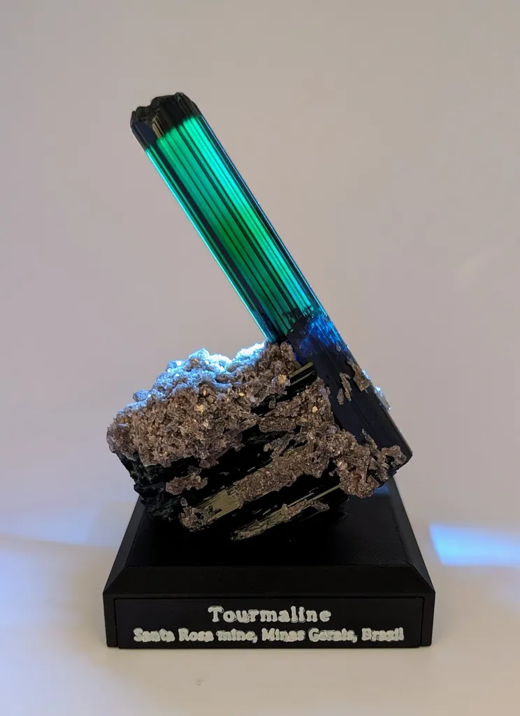 Tourmaline from Brazil, Minas Gerais, Santa Rosa Mine image