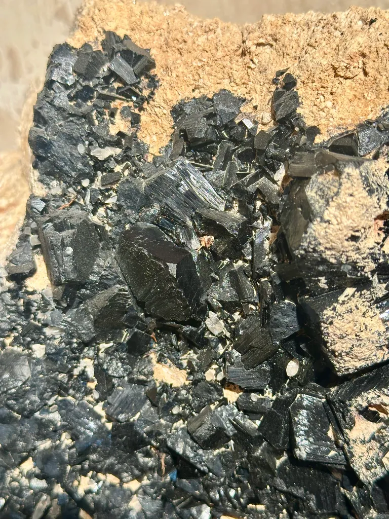 Tourmaline from Bulgaria - image 7