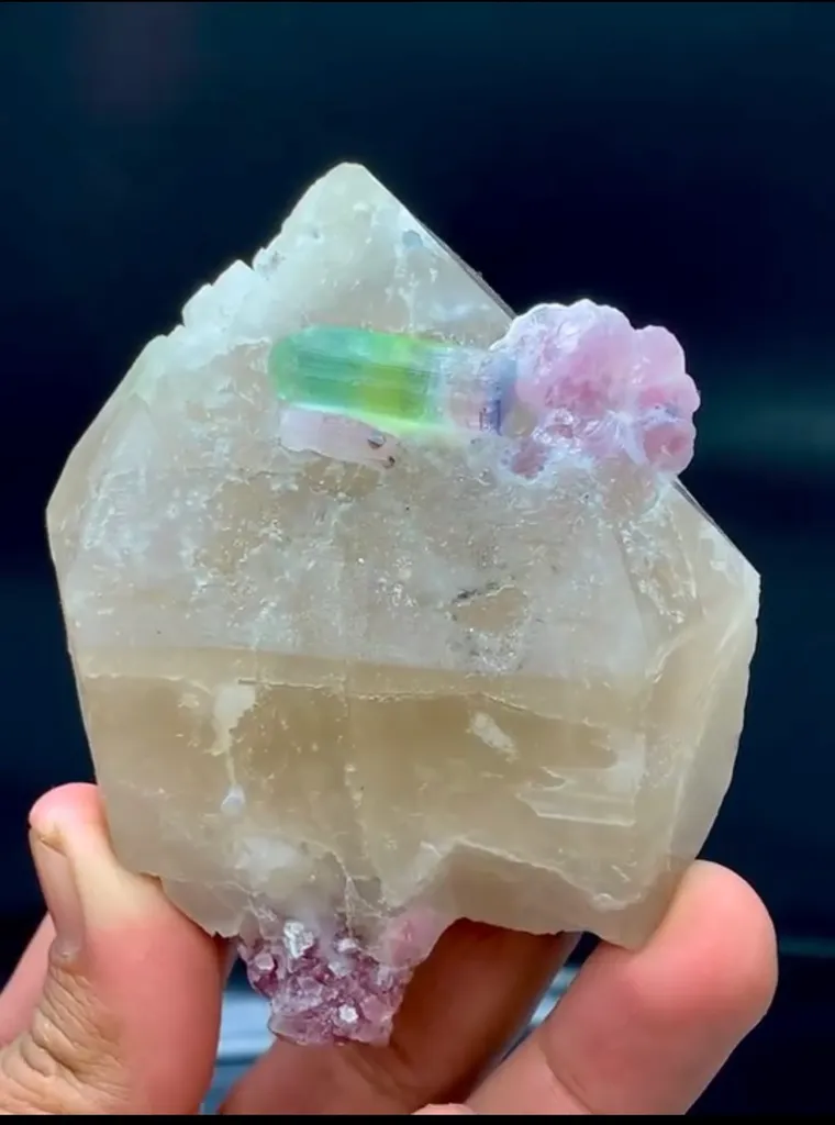 Tourmaline from Pakistan image