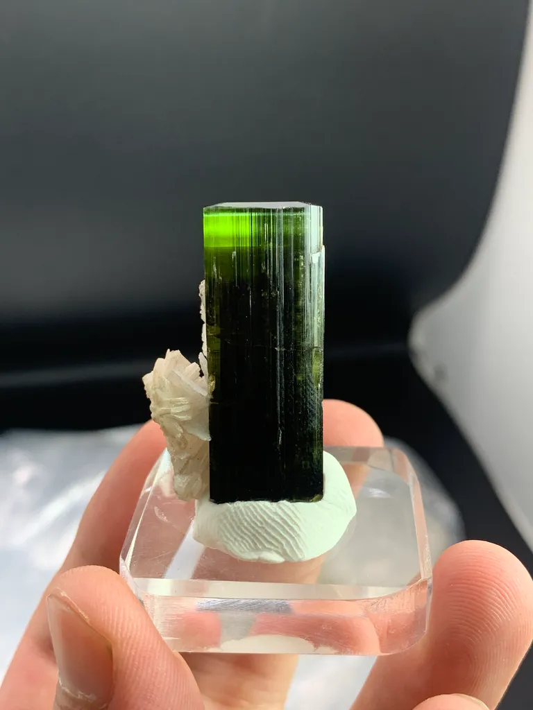 Tourmaline from Pakistan image