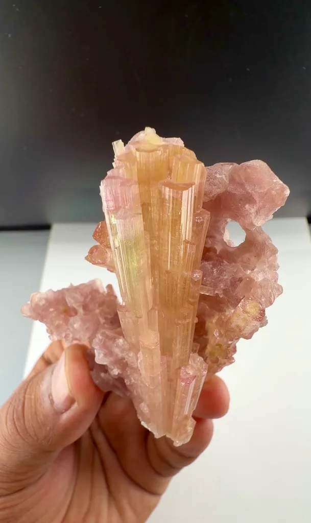 Tourmaline from Pakistan image