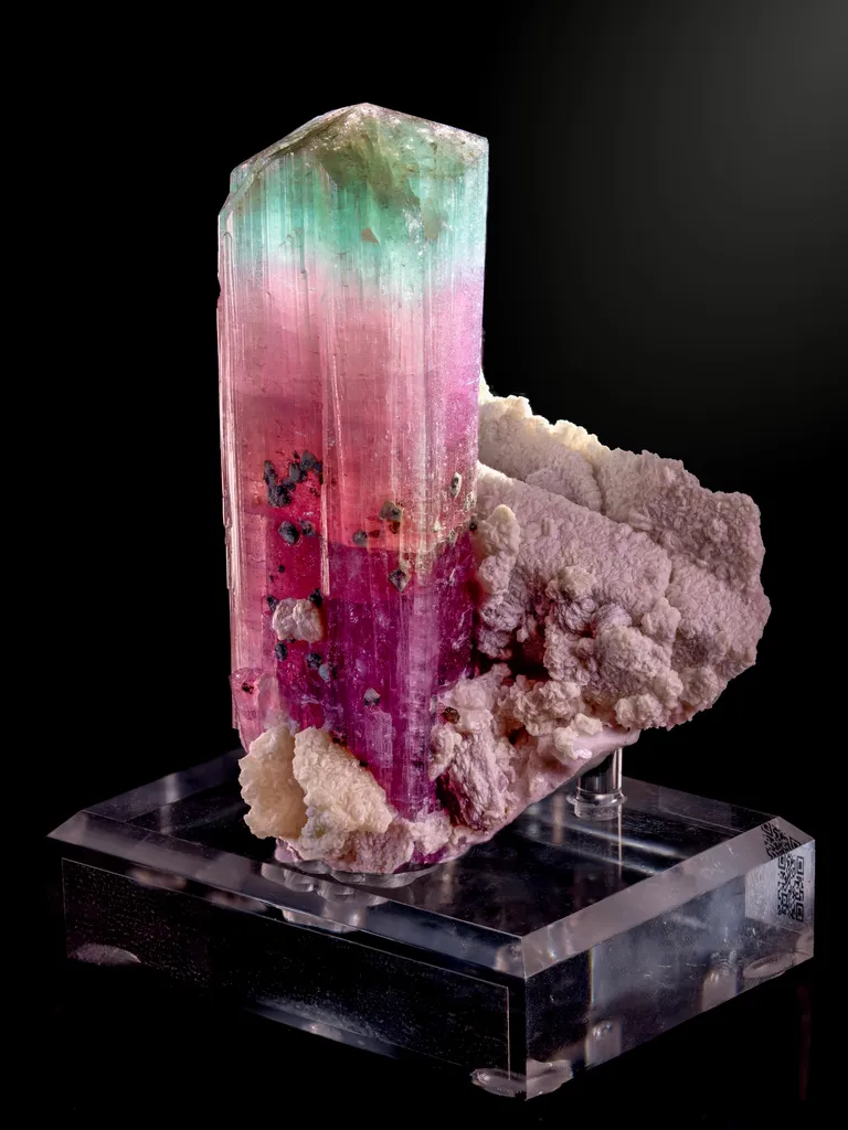 Tourmaline from Paprok, Shigar valley, Afghanistan image