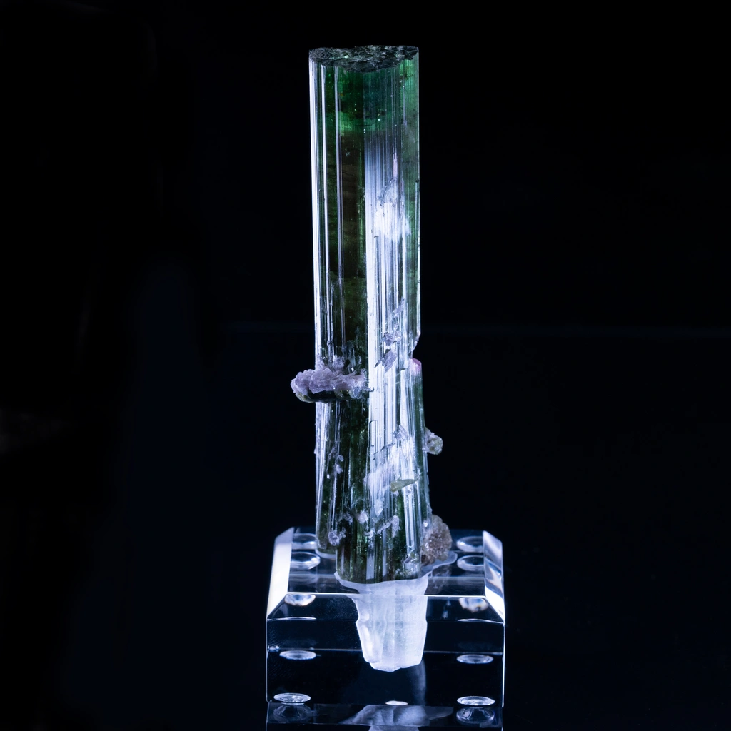 Tourmaline from Pederneira mine, São José da Safira, Minas Gerais, Brazil - image 3