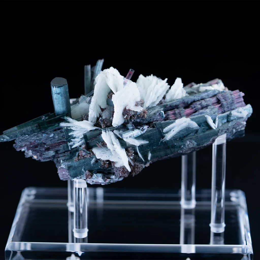 Tourmaline from Pederneira mine, São José da Safira, Minas Gerais, Brazil - image 7
