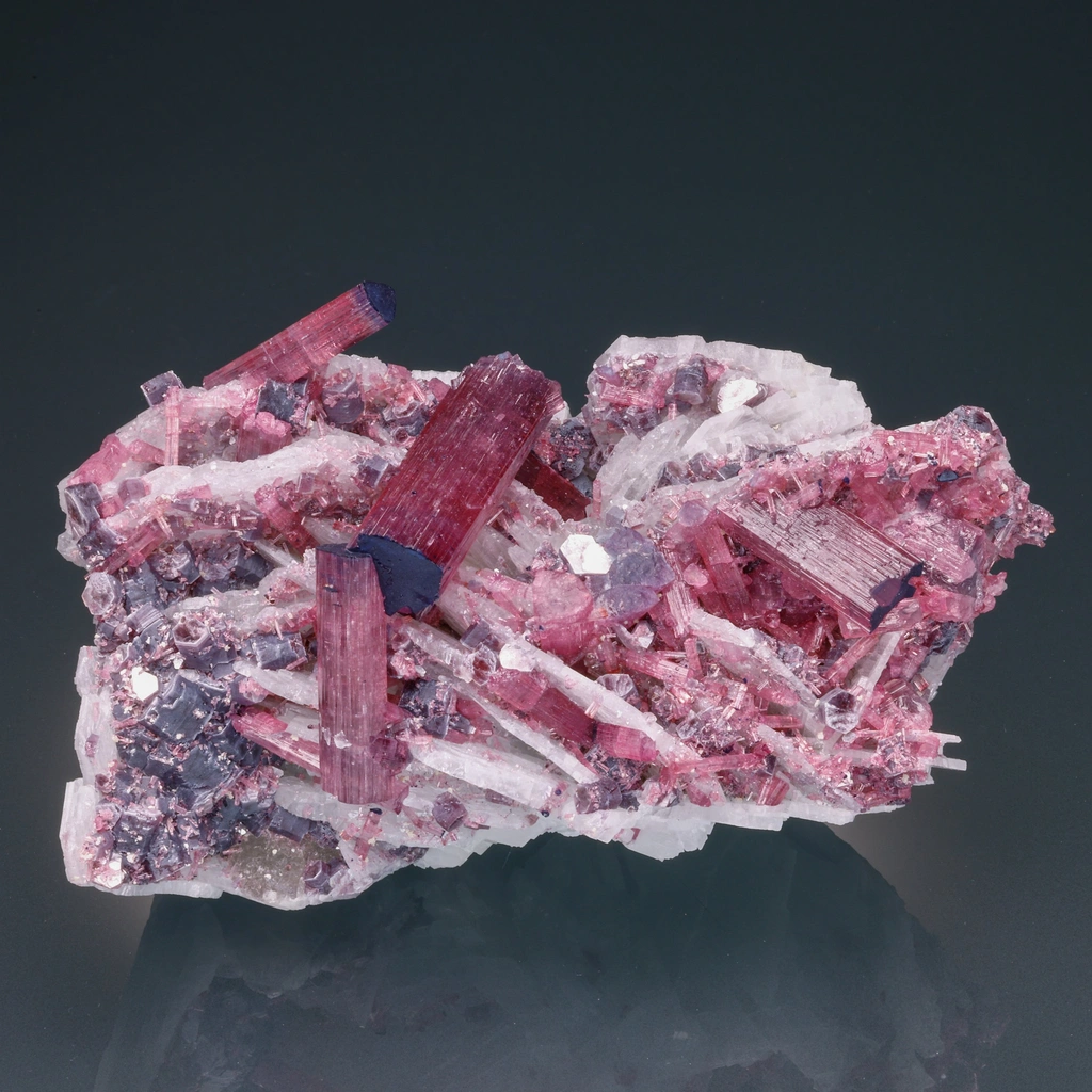 Tourmaline from Pederneira mine, São José da Safira, Minas Gerais, Brazil image