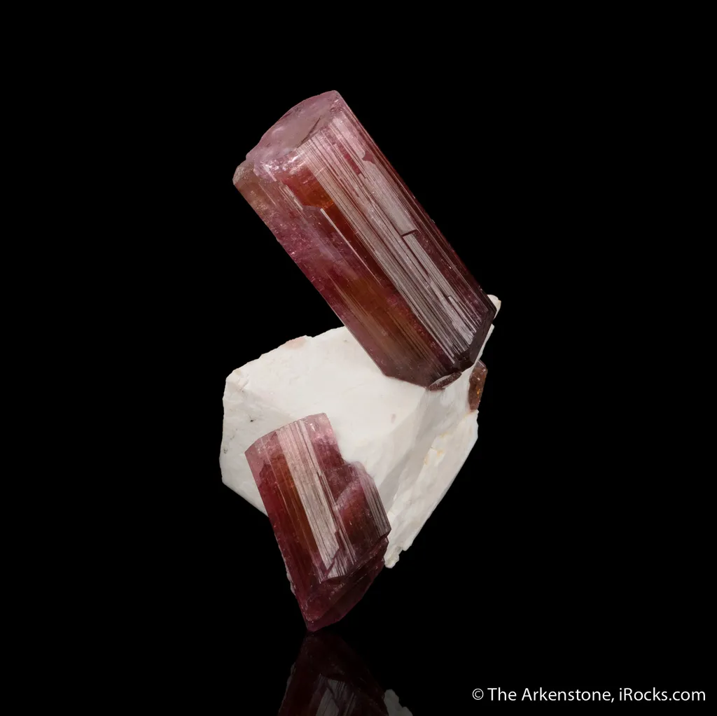 Tourmaline on Feldspar image