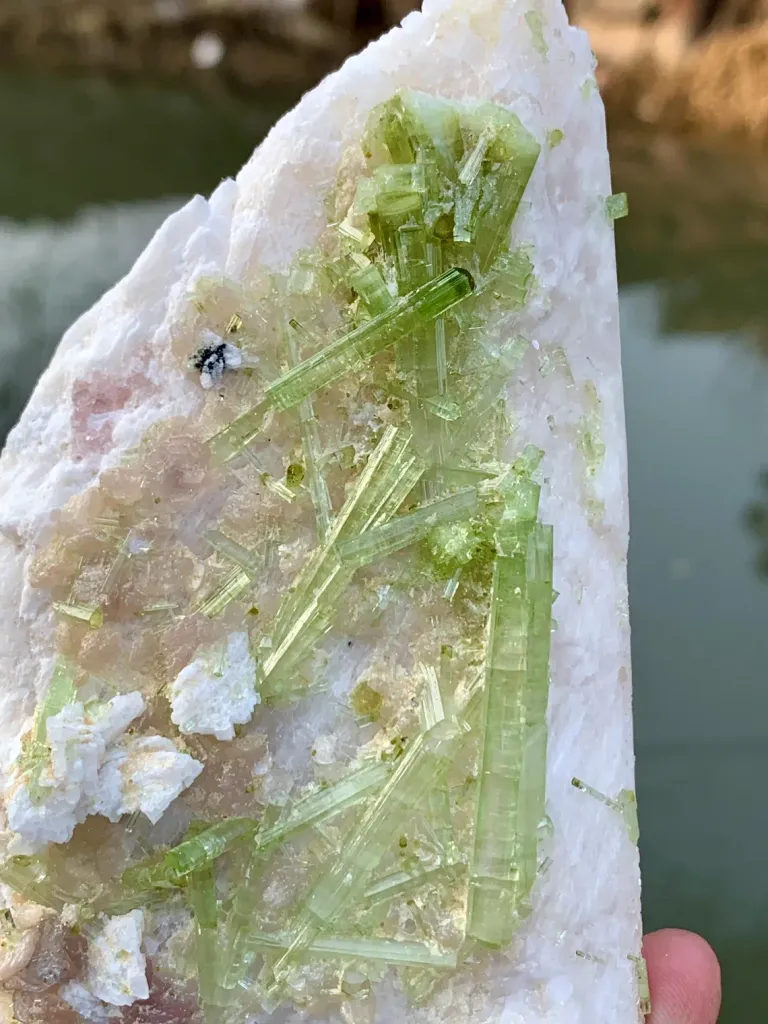 Tourmaline on Feldspar from Pakistan - image 4