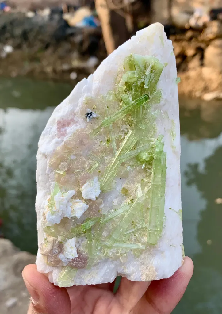 Tourmaline on Feldspar from Pakistan - image 3