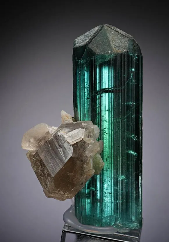 Tourmaline on Quartz - image 1