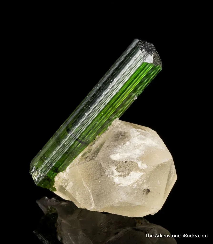 Tourmaline on Quartz - image 3