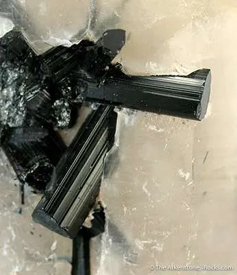 Tourmaline on Quartz - image 2