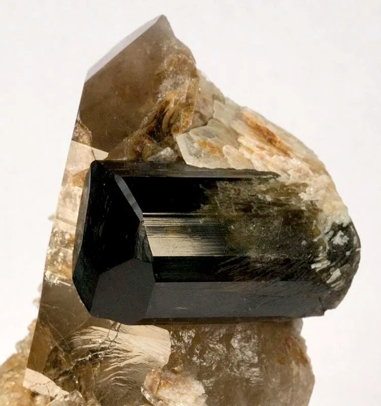 Tourmaline on Quartz - image 4