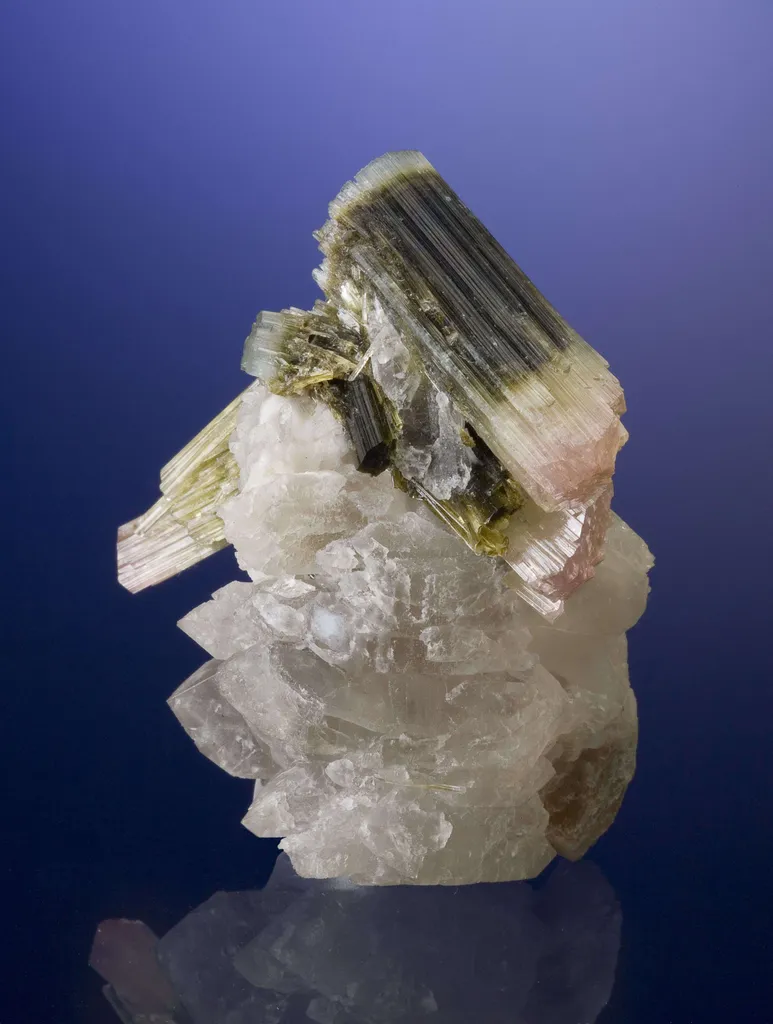 Tourmaline on Quartz With Cleavelandite image