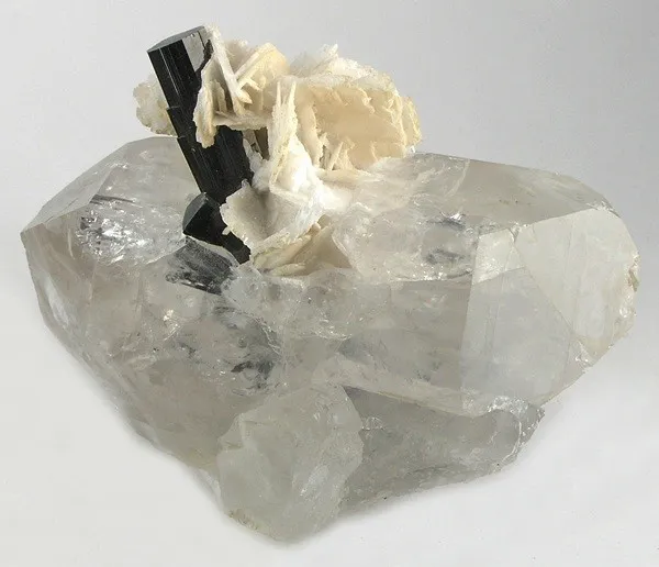 Tourmaline, Quartz image