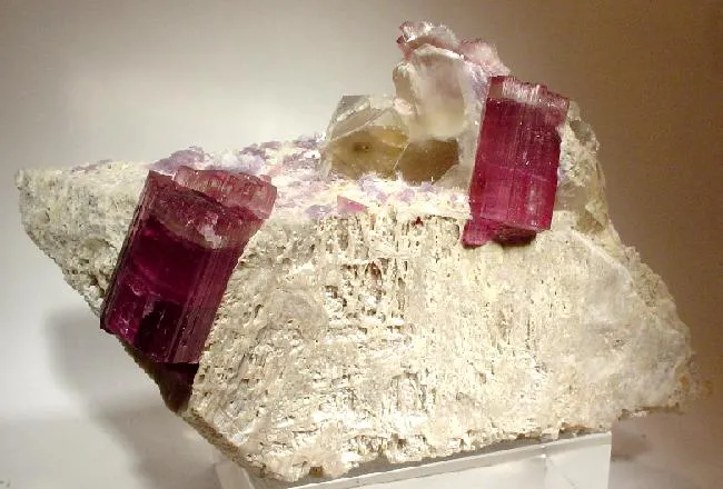 Tourmaline, Quartz, Lepidolite, Feldspar Group image