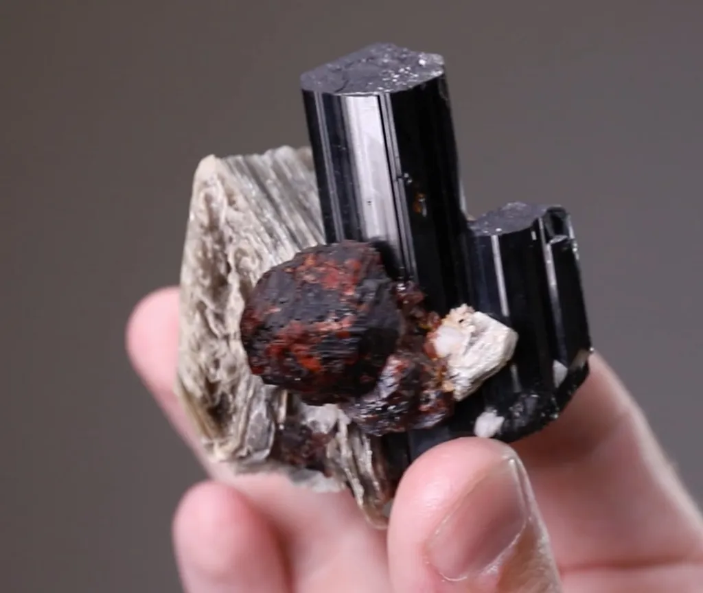 Tourmaline, Spessartine and Muscovite - image 2