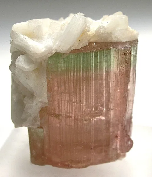 Tourmaline, Stilbite image