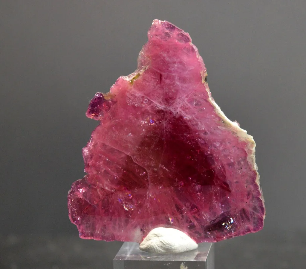 Tourmaline "Triangle" 11 grams - Malkhan pegmatite field, Krasnyi Chikoy, Chitinskaya Oblast, Russia - image 3