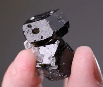 Tourmaline (Uvite)