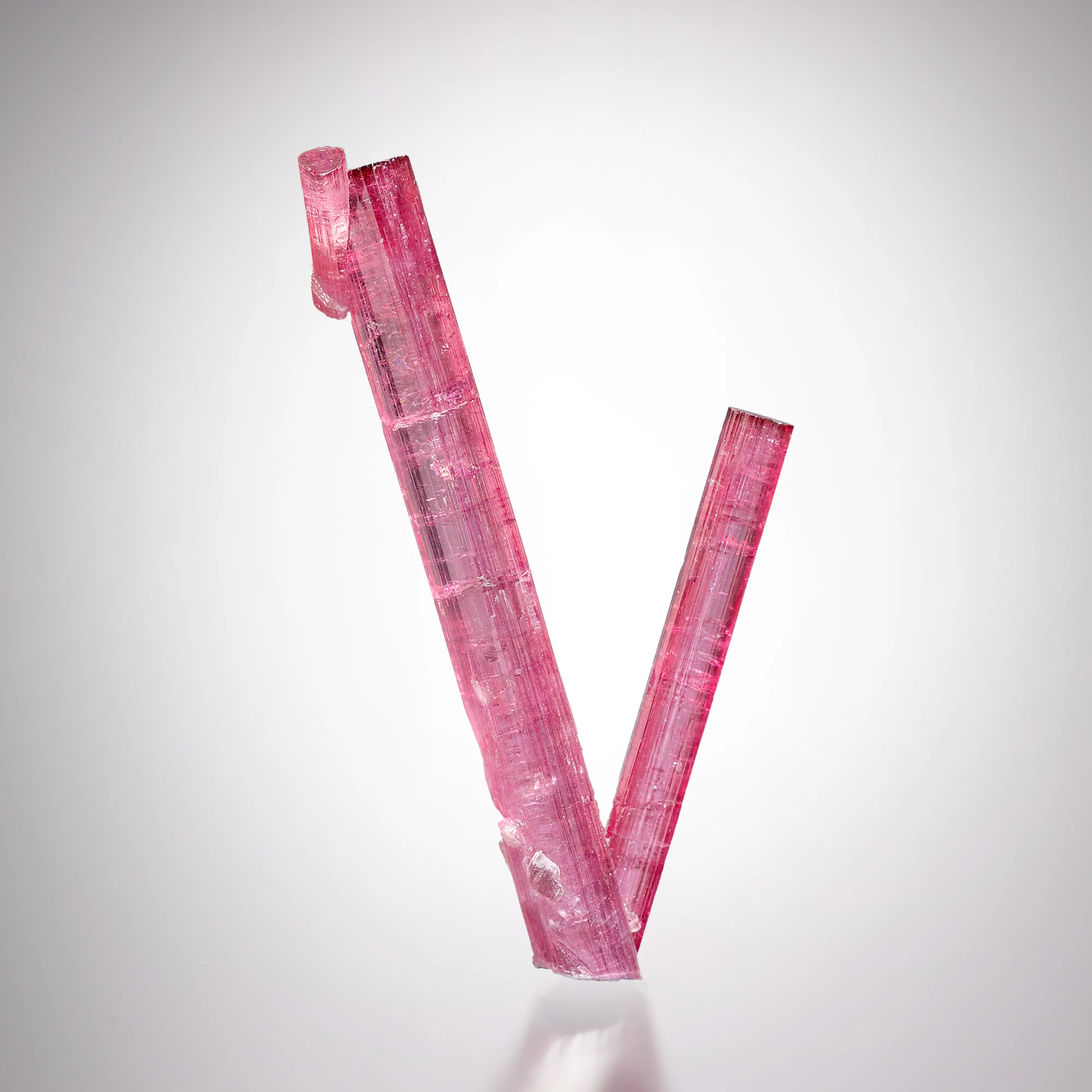 Tourmaline “V” (Cranberry Blue Pocket 2011, Pederneira Mine) - image 1