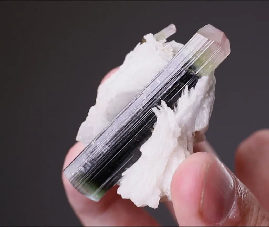 Tourmaline var. Elbaite - image 2