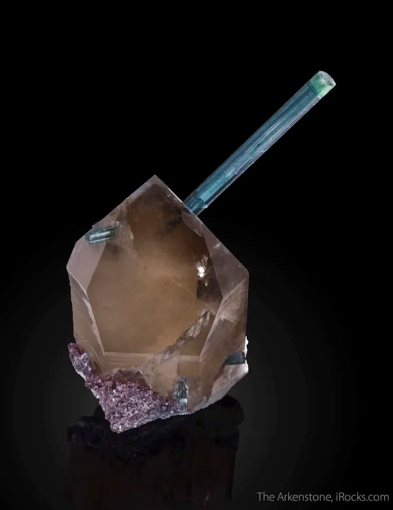 Tourmaline var. Indicolite on Quartz image