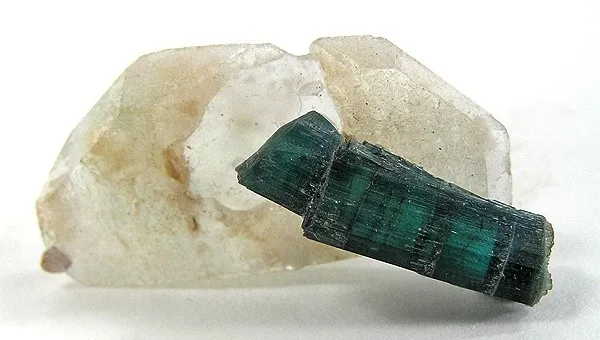 Tourmaline (Var: Indicolite), Quartz - image 1