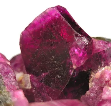 Tourmaline (Var: Rubellite) - image 2