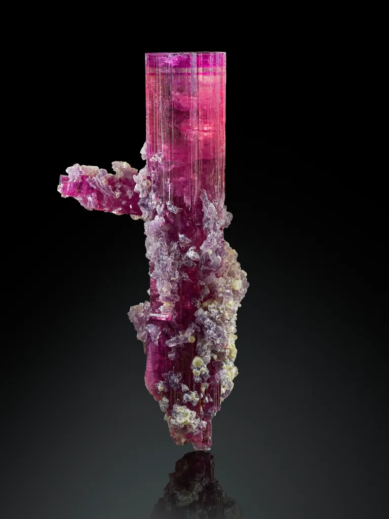 Tourmaline var rubellite - image 2