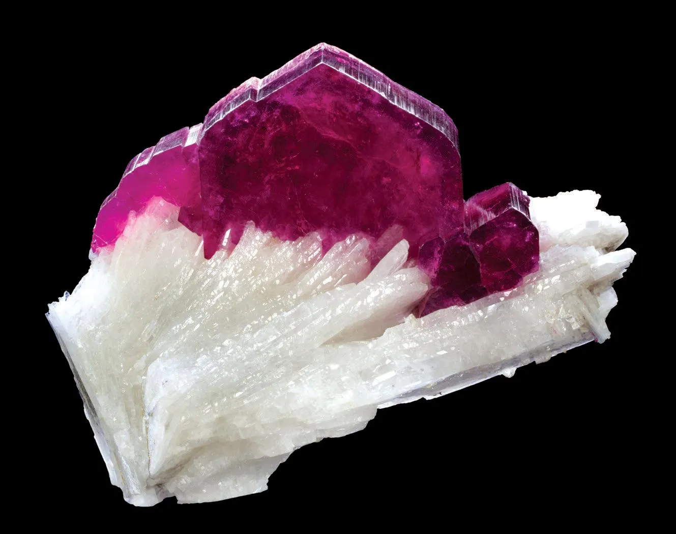 Tourmaline (var. Rubellite), Cleavelandite - image 1