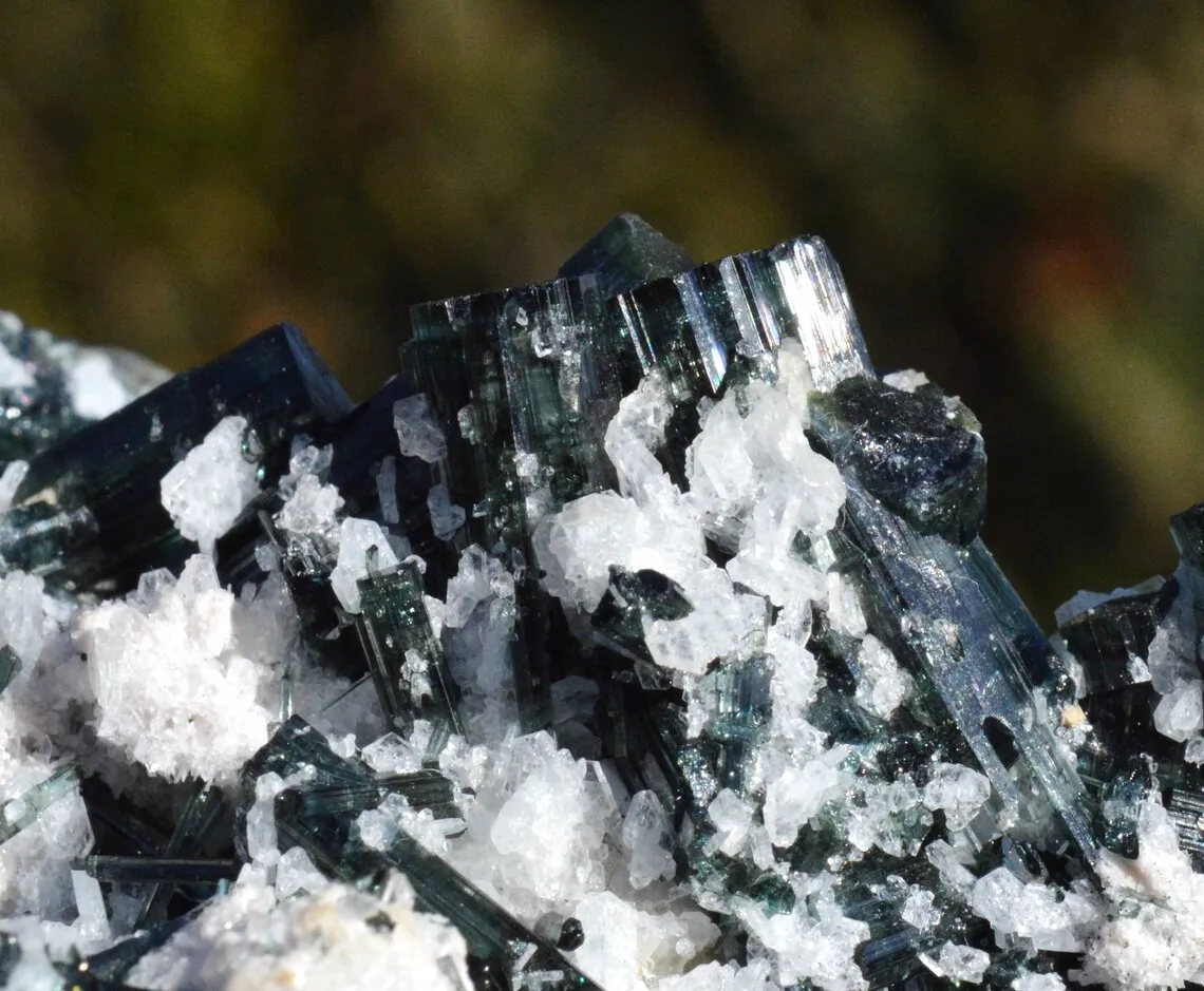 Tourmaline var. Verdelite & Quartz 145 grams - Minas Gerais, Brazil - image 4