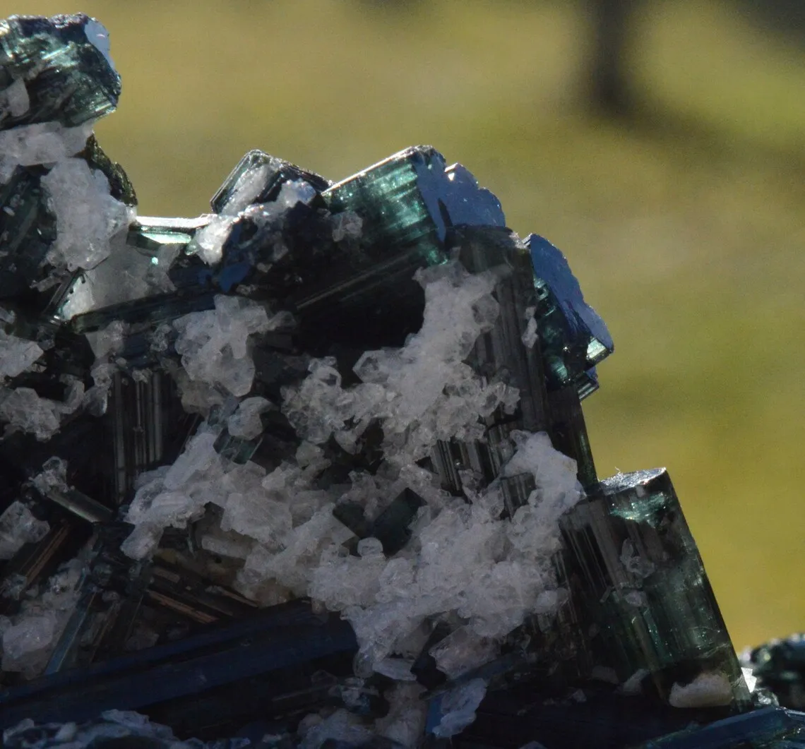 Tourmaline var. Verdelite & Quartz 145 grams - Minas Gerais, Brazil - image 7