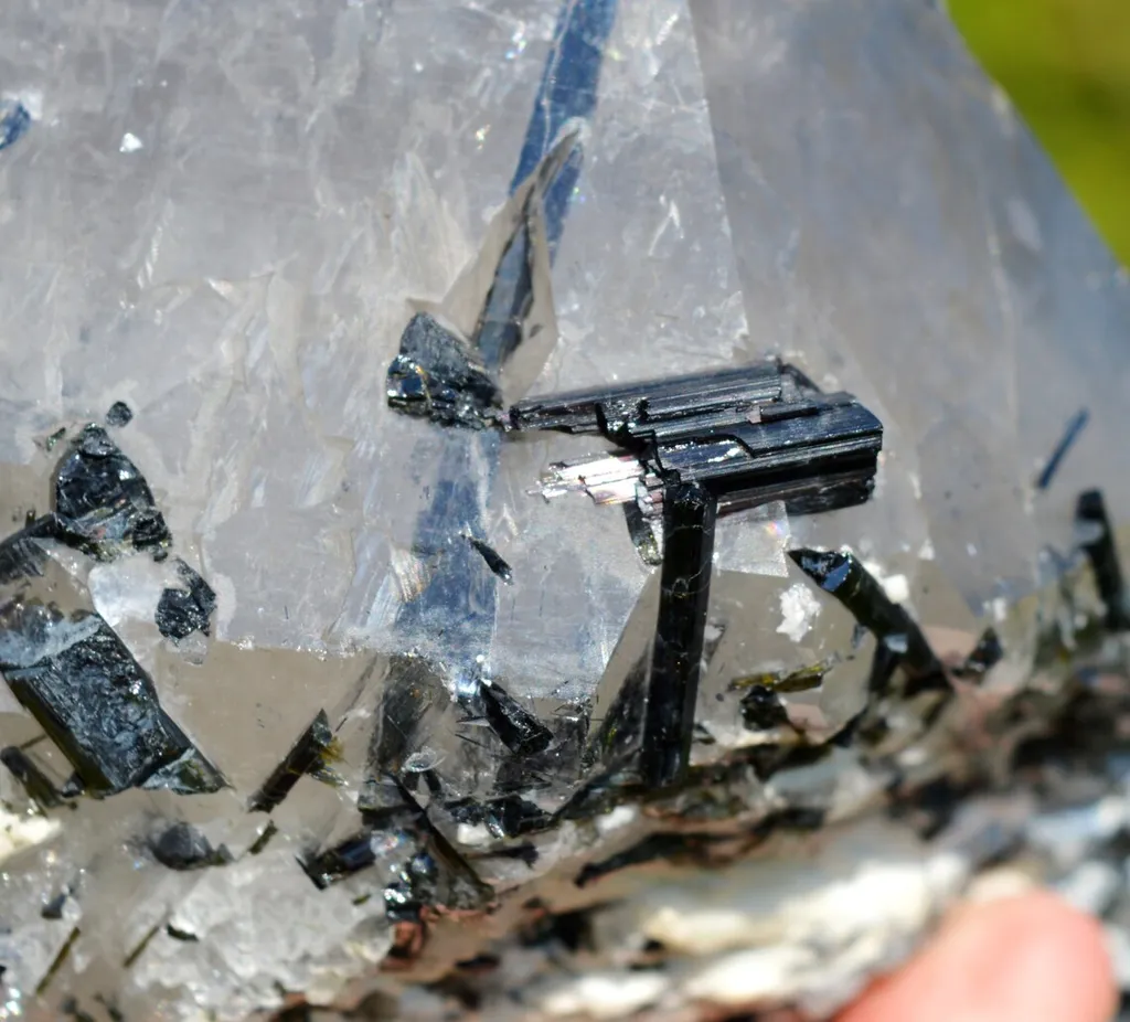 Tourmaline var. Verdelite & Quartz - 2710 grams - Minas Gerais, Brazil - image 6