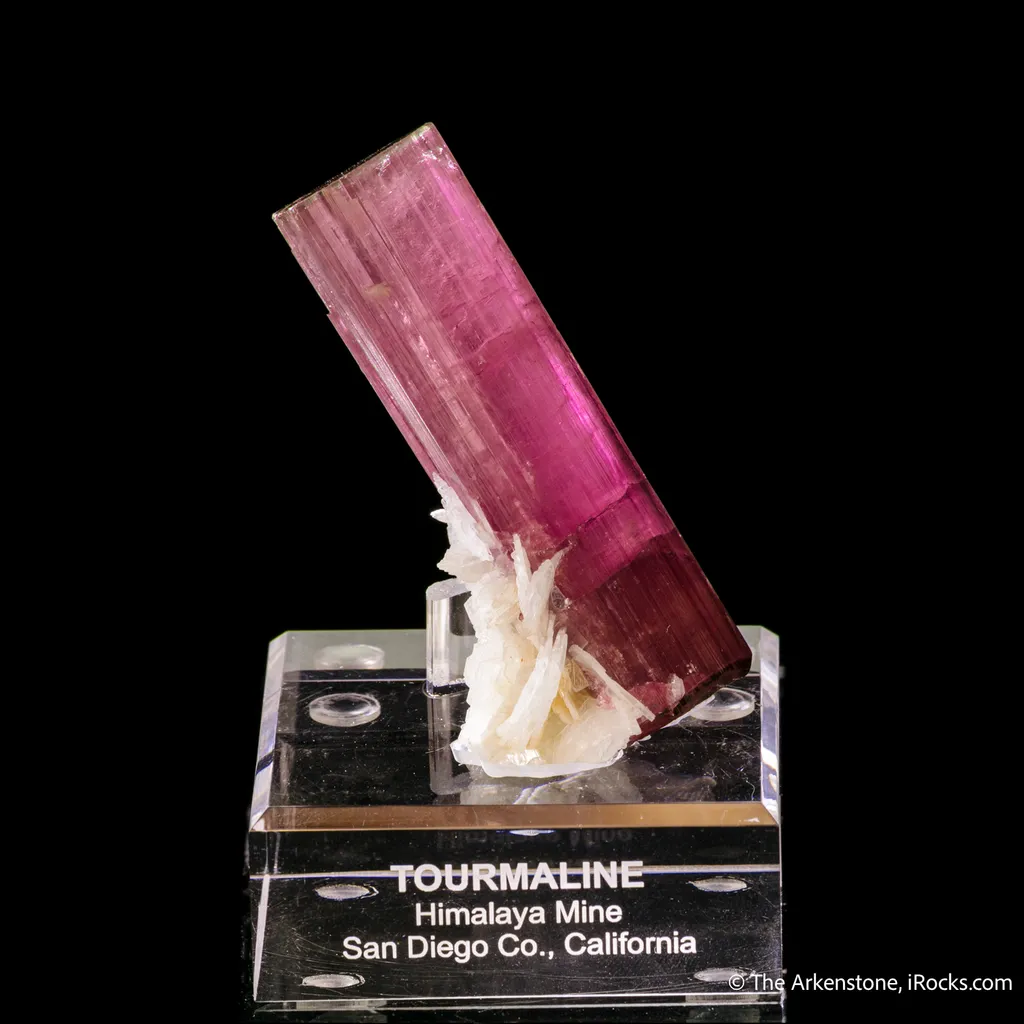 Tourmaline with Cleavelandite (doubly-terminated) image
