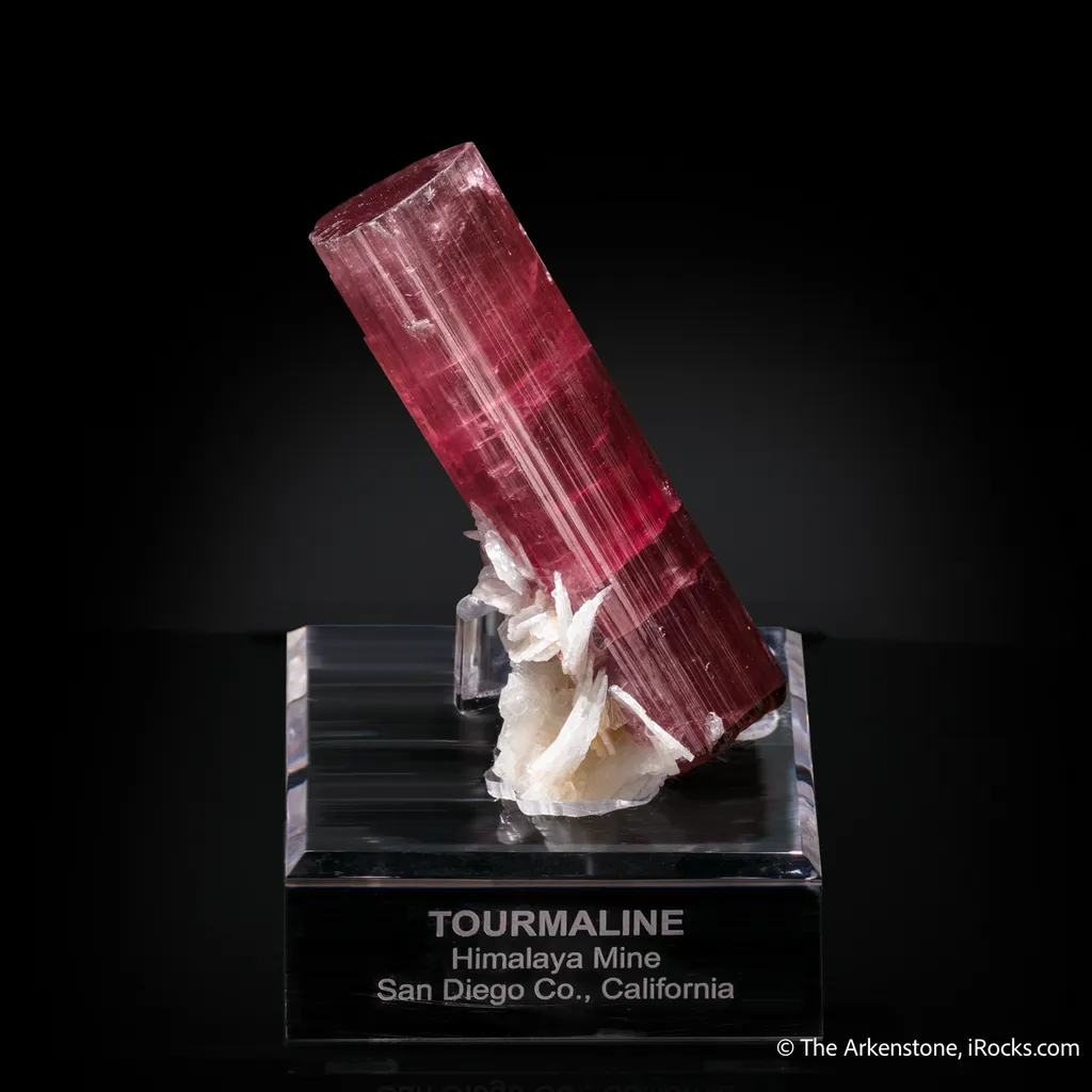 Tourmaline with Cleavelandite (doubly-terminated) - image 6