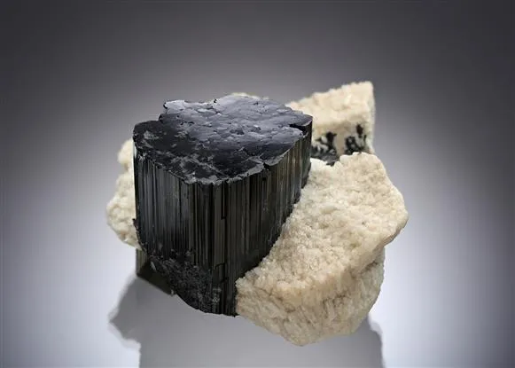 Tourmaline with Cleavelandite image