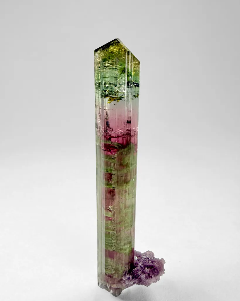 Tourmaline(Cat's eye) with Lepidolite image