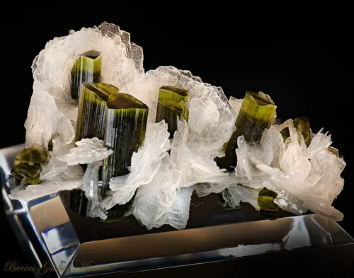Tourmalines on Cleavelandite image