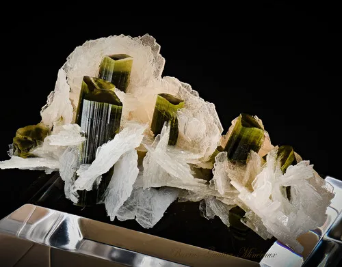 Tourmalines on Cleavelandite - image 2