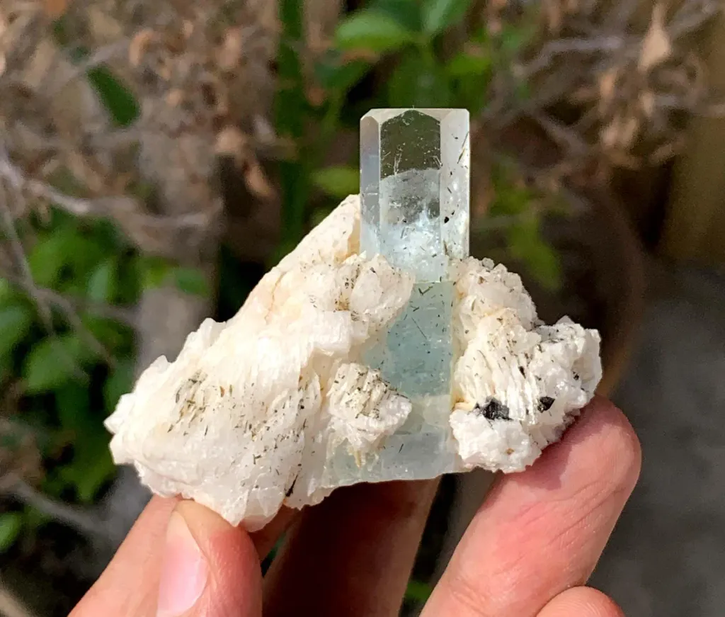 Transparent Blue Aquamarine with Schorl Inclusions on Cleavelandite from Pakistan - image 6