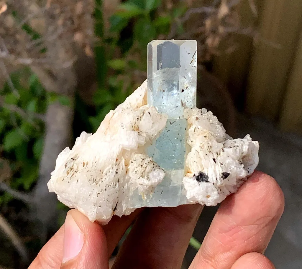 Transparent Blue Aquamarine with Schorl Inclusions on Cleavelandite from Pakistan - image 3