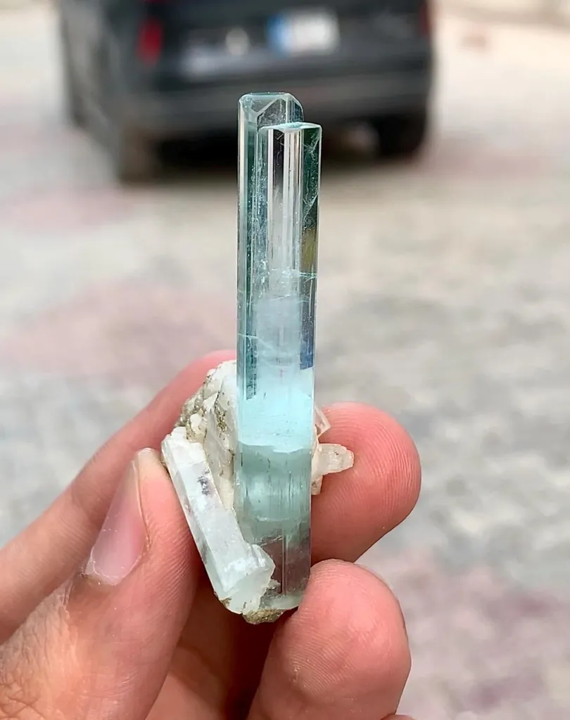 Transparent Elongated Blue Aquamarine Crystals with Albite from Pakistan - image 6