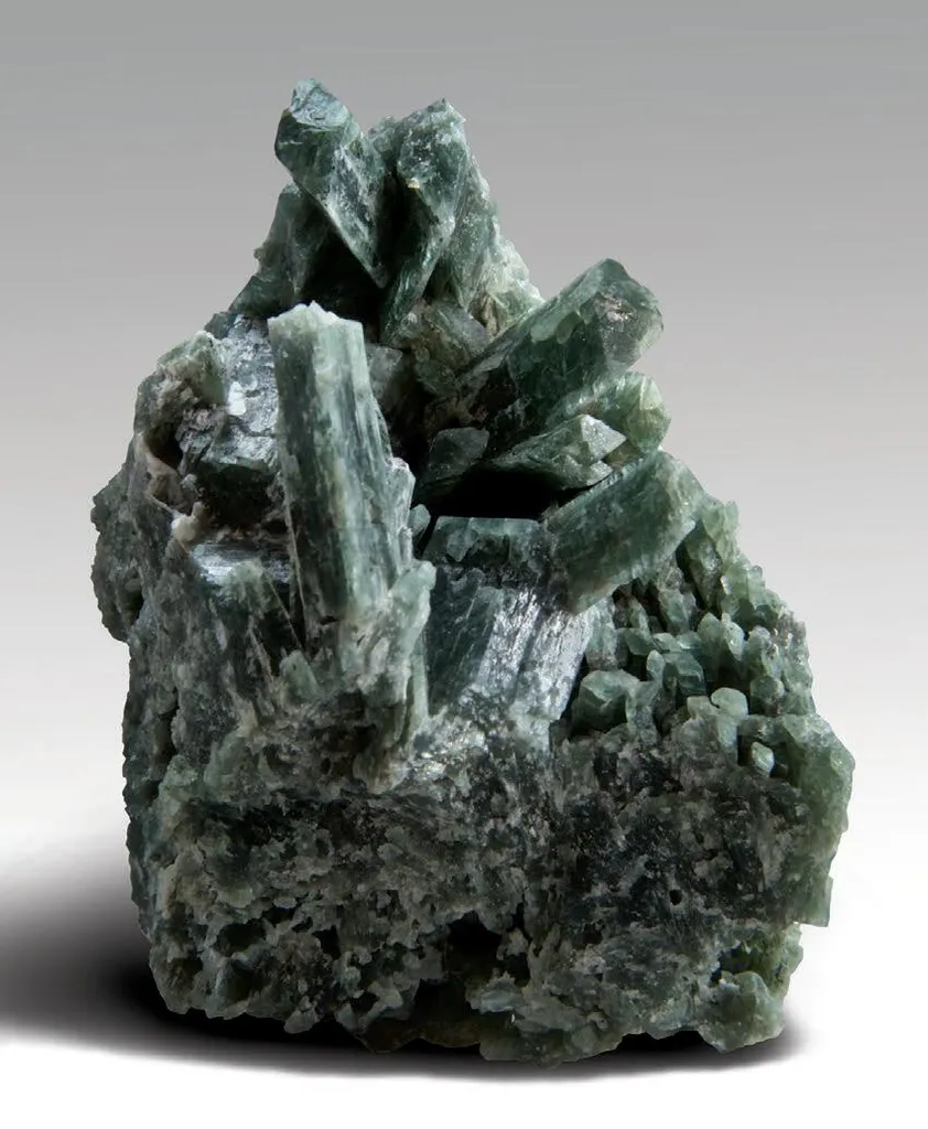 Tremolite image