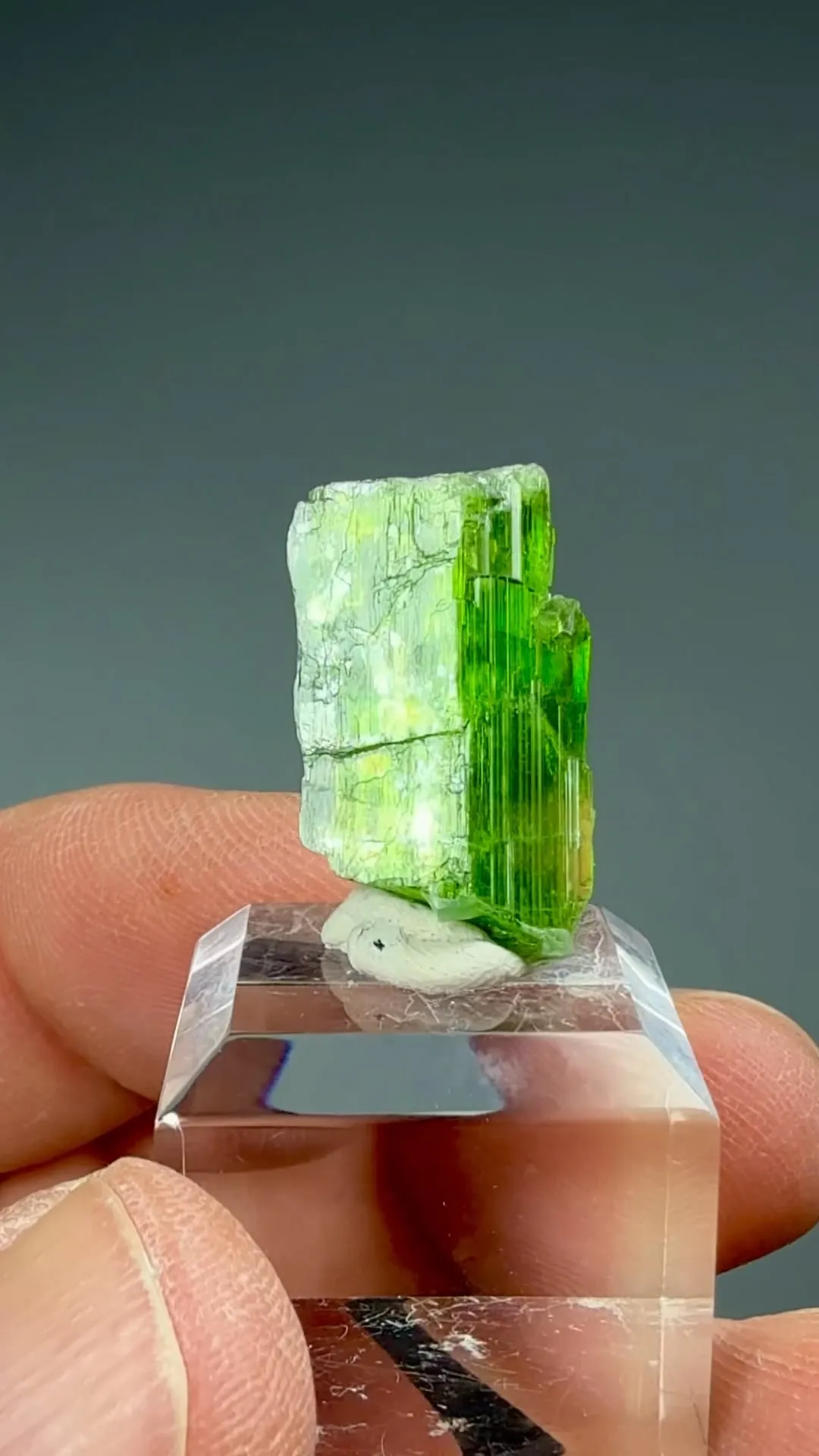 Tremolite - image 2