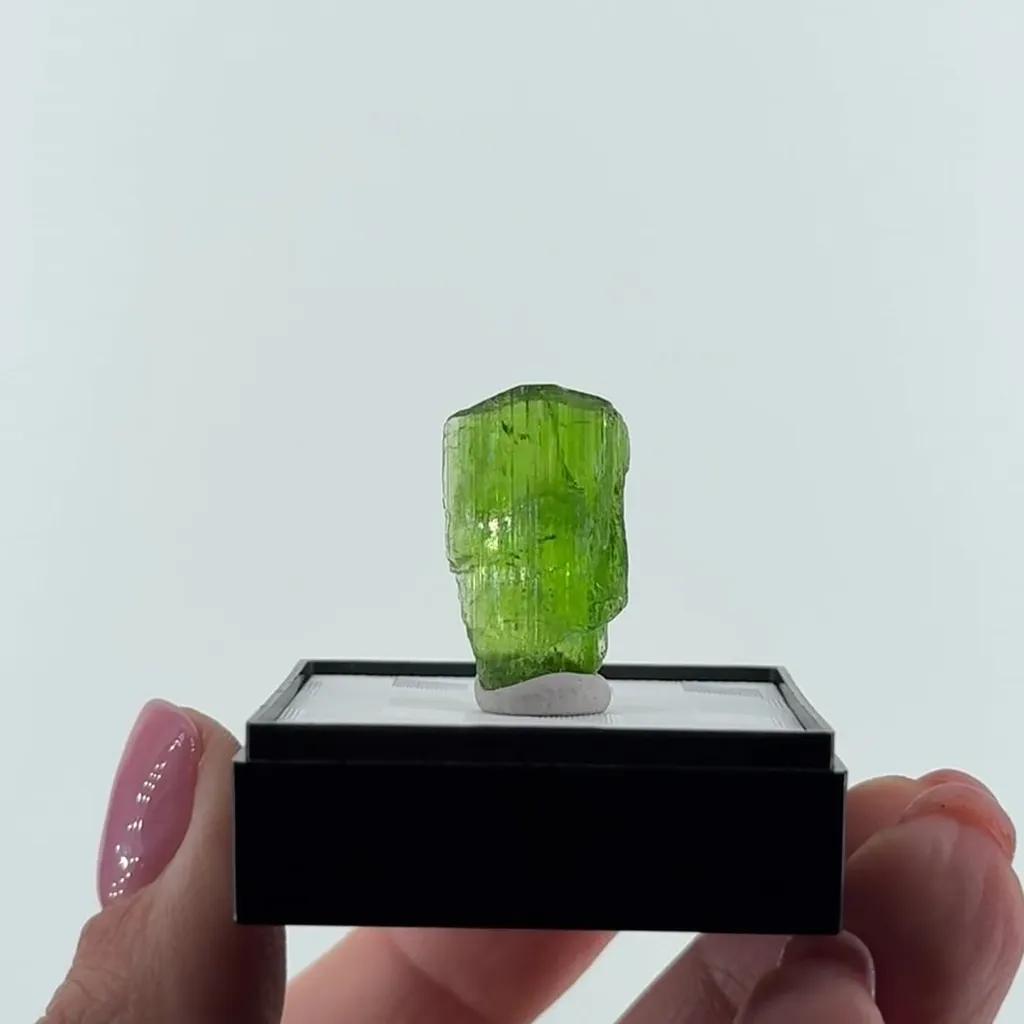 Tremolite - image 2