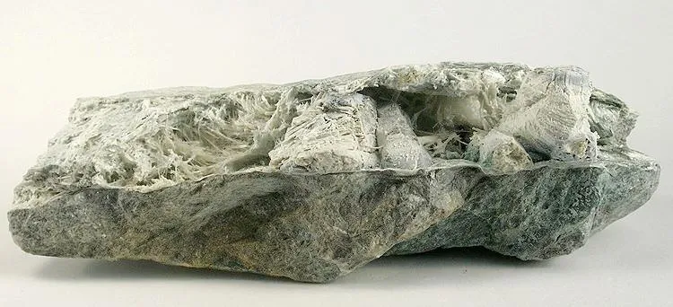 Tremolite - image 1