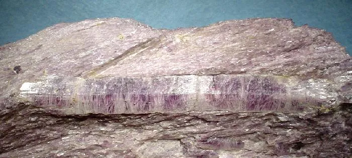 Tremolite (Var: Hexagonite) - image 2