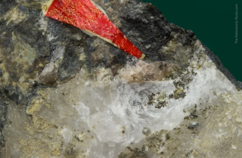 Trimerite with Hematite and Calcite - image 4
