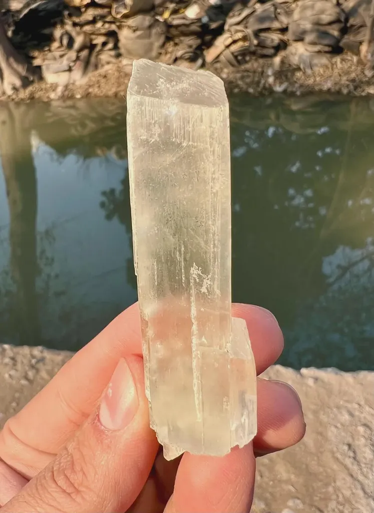 Triphane Kunzite from Afghanistan - image 5